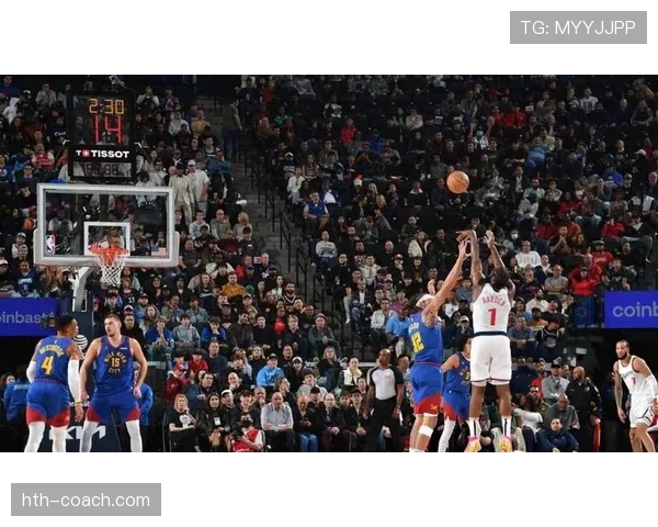 布伦森挡拆主动出球效率提升明显 拉开球队进攻空间