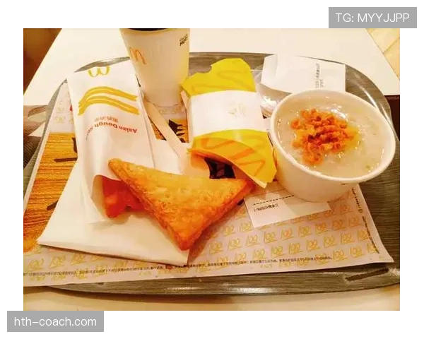 何卓佳这日常咋和我们不一样，光是早餐的钱就够我一个月花了吧？